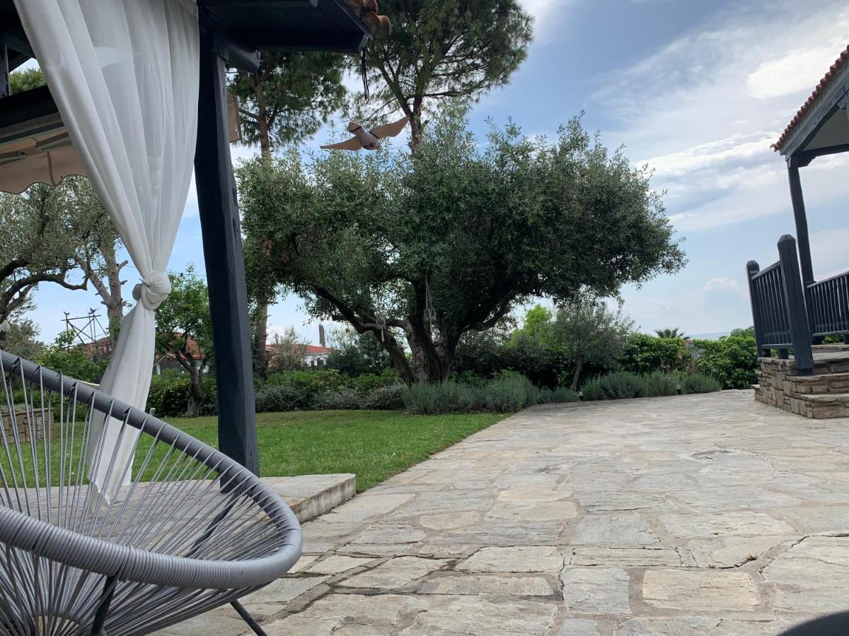 Sea View Villa In Olive Garden Nea Kallikrateia Eksteriør billede